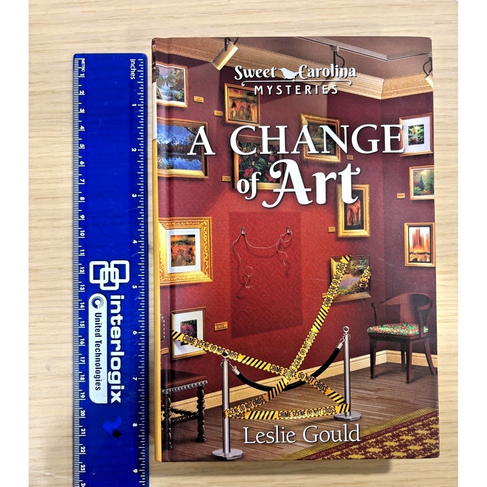 A Change Of Art Leslie Gould Sweet Carolina Mysteries Hardcover Christian 2021